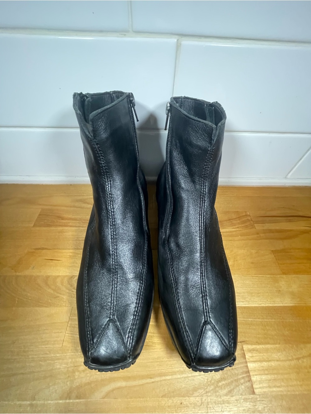 Vintage QIGE Black Leather Fur-Lined Comfort Ankle Boots Zipper Size 39 NEW